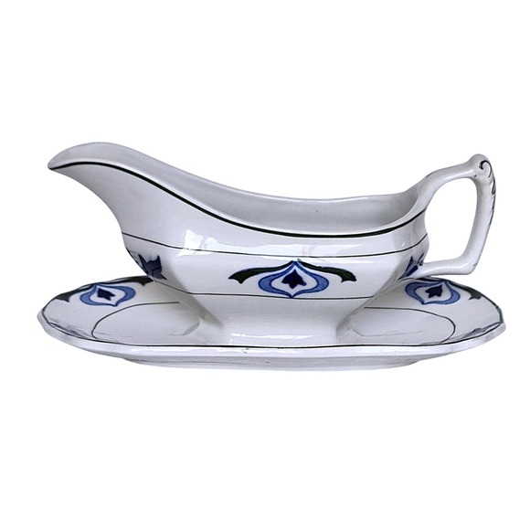 Old English Royal Winton Grimwades Burslem Other - Vintage Old English Gravy Boat Underplate Royal Winton Grimwades Burslem England